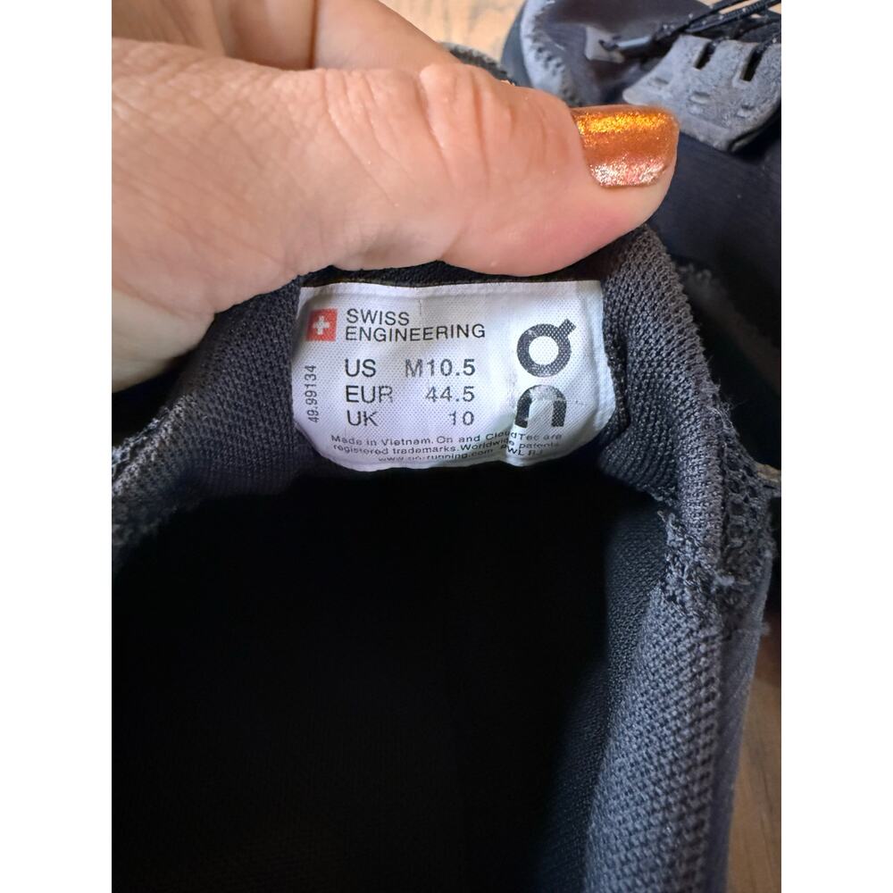 On Running Cloudaway "Black Rock" sneakers men’s 10.5 - Picture 9 of 12